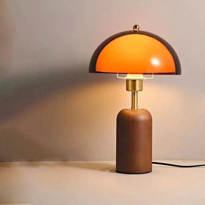 Amber / Warm White