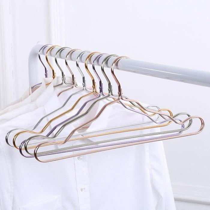 colored metal aluminum hanger clothes