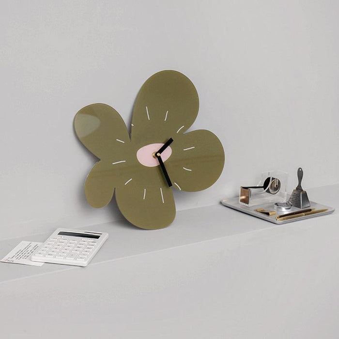 Home Wall Clock Minimalist Design  Graphic  Contrast Shapes
