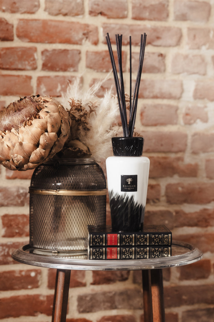 DIFFUSER FEATHERS