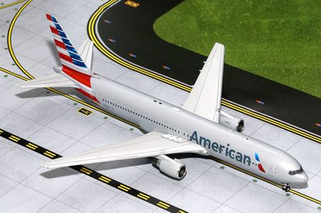 GJ 767-300 1:200