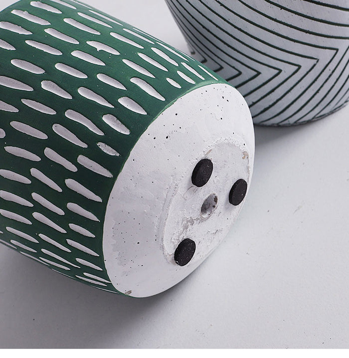 Round Chrome Plated Cement Minimalist Line Pattern Design Flower Pot With Holes