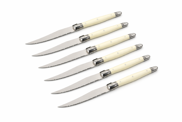 Knives / 6 Piece Single Item