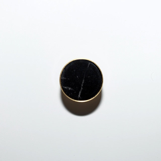 Medium / Nero Marble