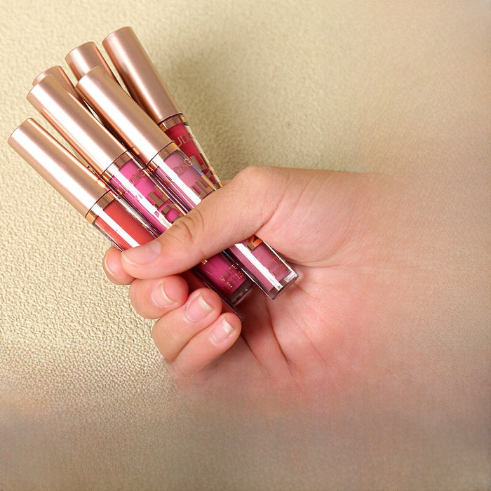 Matte lip gloss
