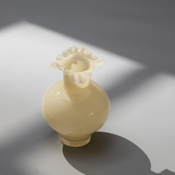 Light Milk Yellow High Sense Glass Vase
