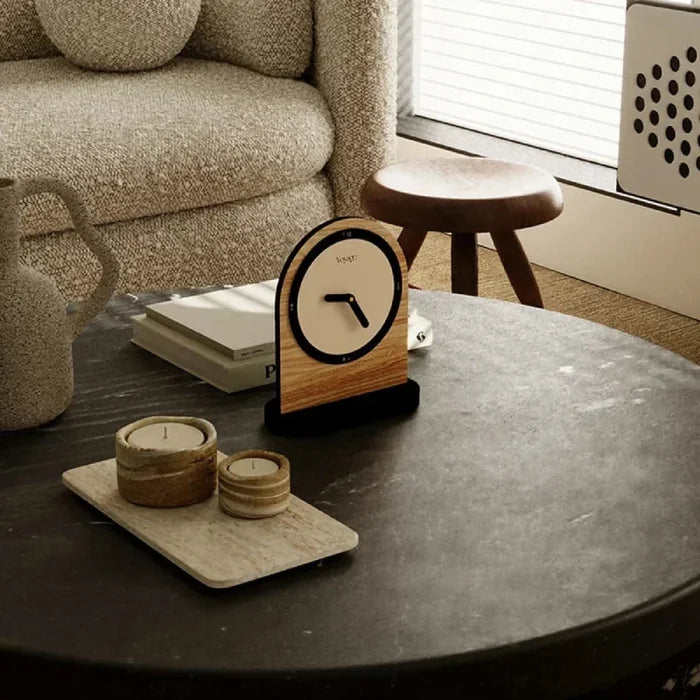 Clock Internet Celebrity Desktop