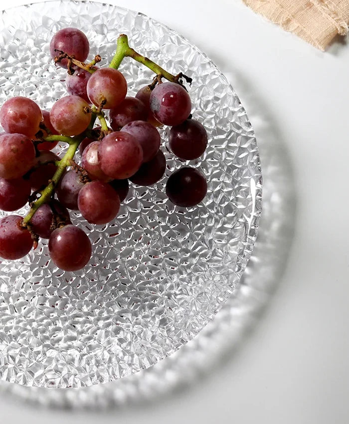 Elegant embossed round dinner plate for serving textured clear plate
