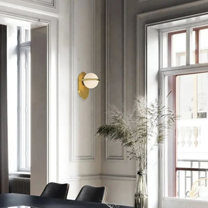 Round Ball Brass Finish Modern Wall Mounted Light Fixture