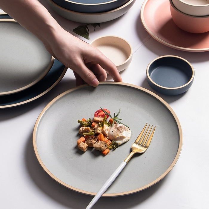 round ceramic matte glazed finish flat plate