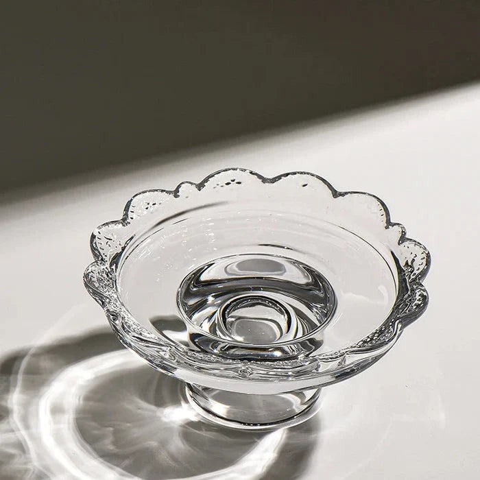 Vintage clear glass dessert plate, Heirloom Pedestal Tray jewelry display storage tray, scalloped lace candle holder for elegant home decoration.