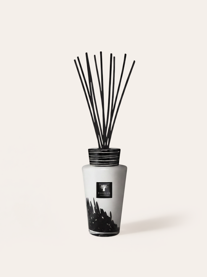 TOTEM FEATHERS 67.6 fl oz / 2L