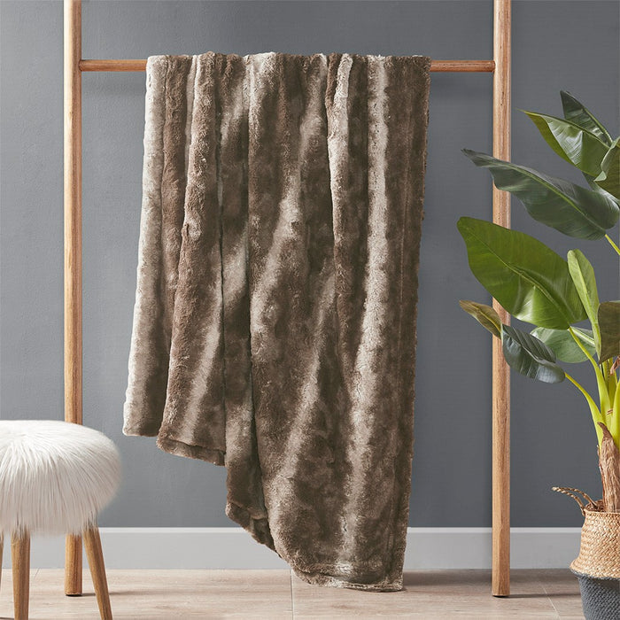 Zuri Oversized Faux Fur Throw Blanket Luxurious Plush Soft Decorative Accent